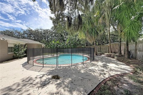 House in Tampa, Florida 3 bedrooms, 135.64 sq.m. № 2157407 - photo 25