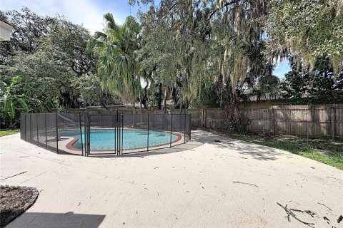 House in Tampa, Florida 3 bedrooms, 135.64 sq.m. № 2157407 - photo 23