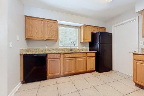 House in Tampa, Florida 3 bedrooms, 135.64 sq.m. № 2157407 - photo 21