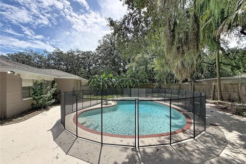 House in Tampa, Florida 3 bedrooms, 135.64 sq.m. № 2157407 - photo 26