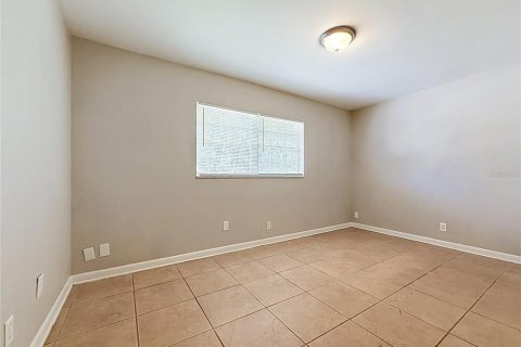 House in Tampa, Florida 3 bedrooms, 135.64 sq.m. № 2157407 - photo 8