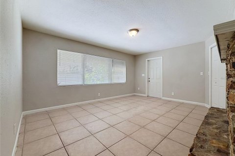 House in Tampa, Florida 3 bedrooms, 135.64 sq.m. № 2157407 - photo 17