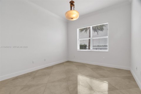 House in Miramar, Florida 6 bedrooms, 459.4 sq.m. № 2001881 - photo 18