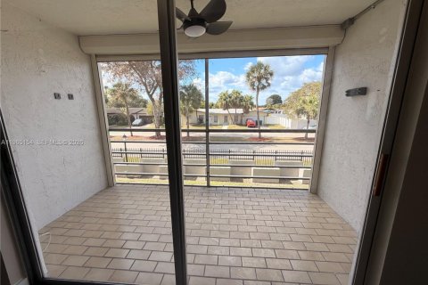 Condominio en Miami, Florida, 3 dormitorios  № 2027839