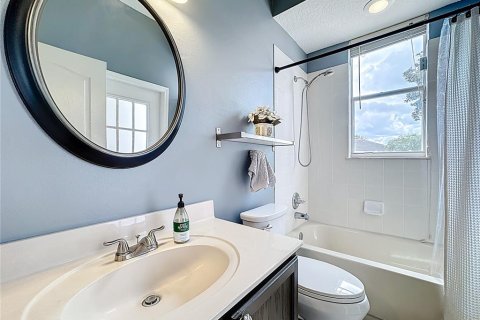 Casa en venta en Orlando, Florida, 4 dormitorios, 227.61 m2 № 1899718 - foto 20