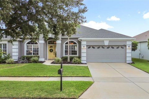 Casa en venta en Orlando, Florida, 4 dormitorios, 227.61 m2 № 1899718 - foto 1
