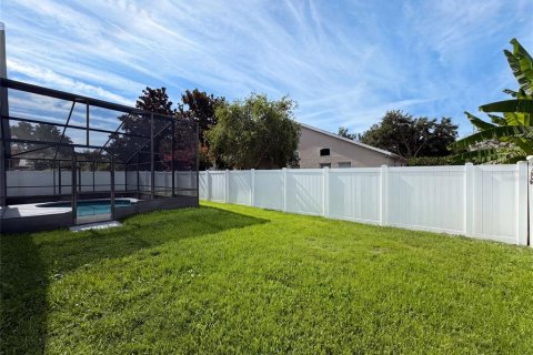 House in Oviedo, Florida 4 bedrooms, 184.04 sq.m. № 2148931 - photo 29