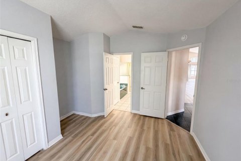 House in Oviedo, Florida 4 bedrooms, 184.04 sq.m. № 2148931 - photo 20