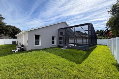 House in Oviedo, Florida 4 bedrooms, 184.04 sq.m. № 2148931 - photo 30