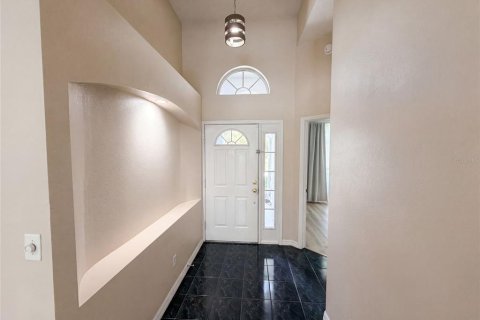 House in Oviedo, Florida 4 bedrooms, 184.04 sq.m. № 2148931 - photo 6