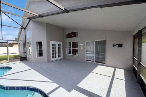 House in Oviedo, Florida 4 bedrooms, 184.04 sq.m. № 2148931 - photo 28