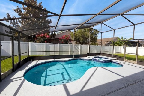 House in Oviedo, Florida 4 bedrooms, 184.04 sq.m. № 2148931 - photo 26