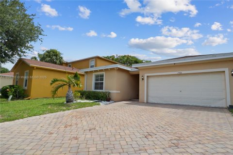 House in Palm Beach, Florida 3 bedrooms, 171.13 sq.m. № 1823530 - photo 2