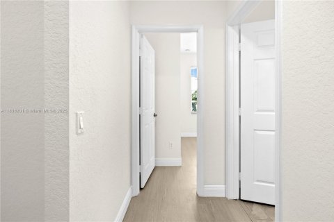 House in Palm Beach, Florida 3 bedrooms, 171.13 sq.m. № 1823530 - photo 18