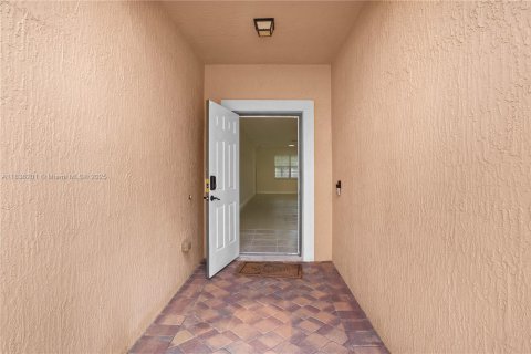 House in Palm Beach, Florida 3 bedrooms, 171.13 sq.m. № 1823530 - photo 9