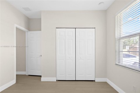 House in Palm Beach, Florida 3 bedrooms, 171.13 sq.m. № 1823530 - photo 12