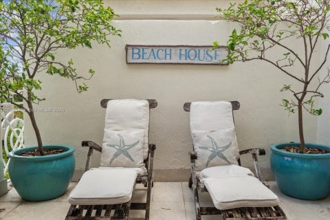 Купить кондоминиум в Майами-Бич, Флорида 4 спальни, 196.95м2, № 2026502 - фото 26