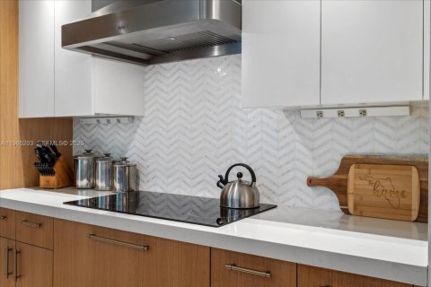 Купить кондоминиум в Майами-Бич, Флорида 4 спальни, 196.95м2, № 2026502 - фото 13