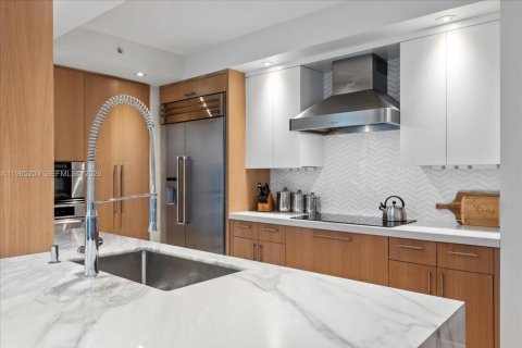 Купить кондоминиум в Майами-Бич, Флорида 4 спальни, 196.95м2, № 2026502 - фото 12