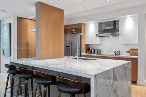 Купить кондоминиум в Майами-Бич, Флорида 4 спальни, 196.95м2, № 2026502 - фото 11