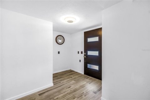 Купить виллу или дом в Сарасота, Флорида 8 комнат, 120.49м2, № 1909264 - фото 16