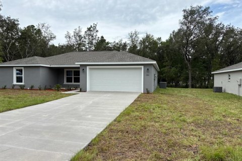 Villa ou maison à vendre à Dunnellon, Floride: 4 chambres, 151.99 m2 № 1843357 - photo 3