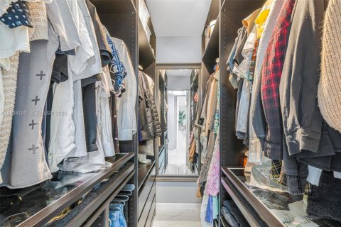 Купить кондоминиум в Майами, Флорида 2 спальни, 132.66м2, № 2045768 - фото 15