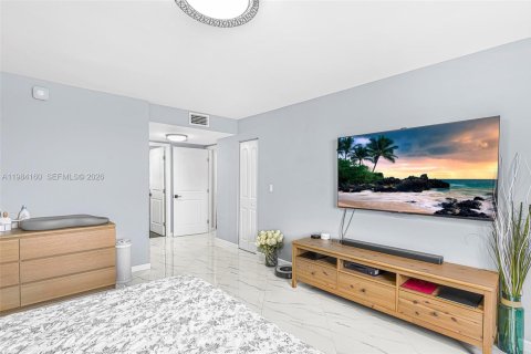 Купить кондоминиум в Майами, Флорида 2 спальни, 132.66м2, № 2045768 - фото 14