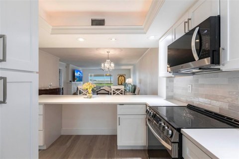 Condo in Venice, Florida, 2 bedrooms  № 1795429 - photo 23