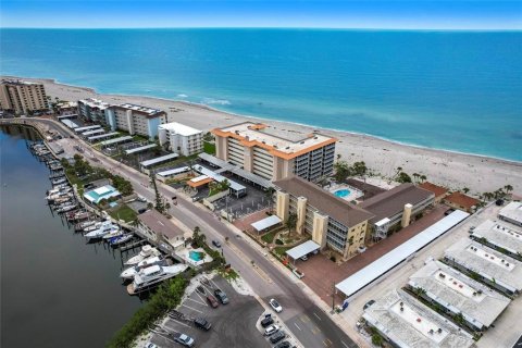 Condo in Venice, Florida, 2 bedrooms  № 1795429 - photo 4