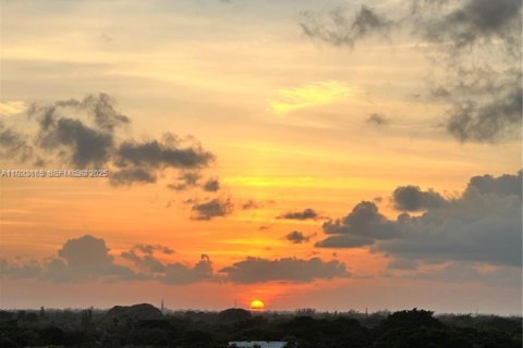 Condominio en Miami, Florida, 2 dormitorios № 2078831