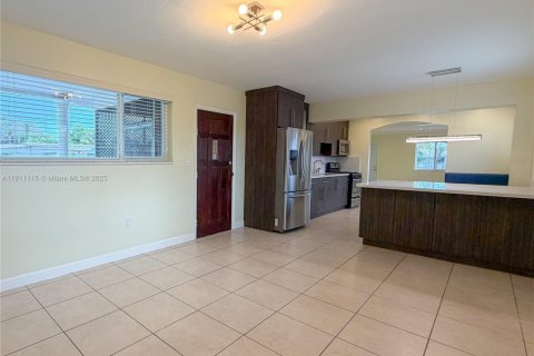 Casa en venta en Miami, Florida, 2 dormitorios, 107.4 m2 № 1967368 - foto 19