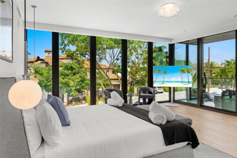 Villa ou maison à louer à Fort Lauderdale, Floride: 5 chambres, 398.27 m2 № 1983360 - photo 29