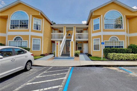 Condominio en venta en Kissimmee, Florida, 3 dormitorios, 126.07 m2 № 1791907 - foto 1