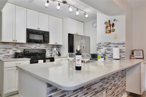 Condominio en venta en Kissimmee, Florida, 3 dormitorios, 126.07 m2 № 1791907 - foto 4