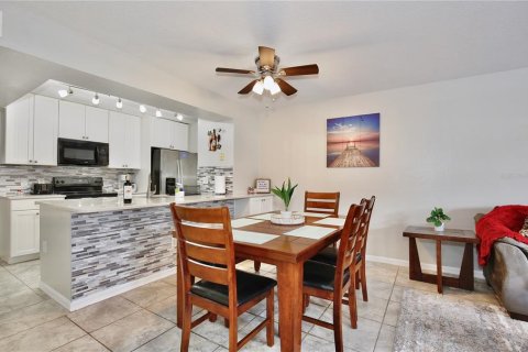 Condominio en venta en Kissimmee, Florida, 3 dormitorios, 126.07 m2 № 1791907 - foto 7