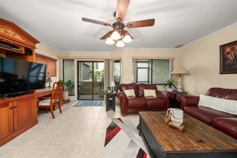 House in Sebring, Florida 2 bedrooms, 137.68 sq.m. № 1901737 - photo 2