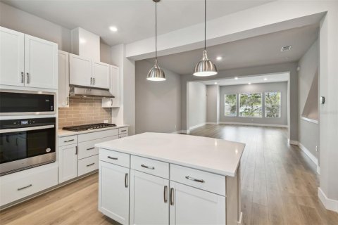 Adosado en venta en Saint Petersburg, Florida, 3 dormitorios, 181.35 m2 № 1824116 - foto 28