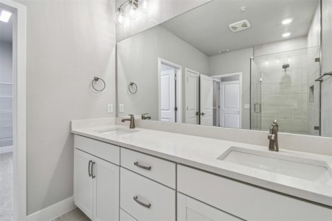 Adosado en venta en Saint Petersburg, Florida, 3 dormitorios, 181.35 m2 № 1824116 - foto 13
