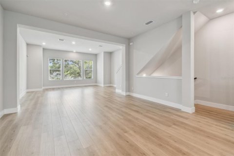 Adosado en venta en Saint Petersburg, Florida, 3 dormitorios, 181.35 m2 № 1824116 - foto 30