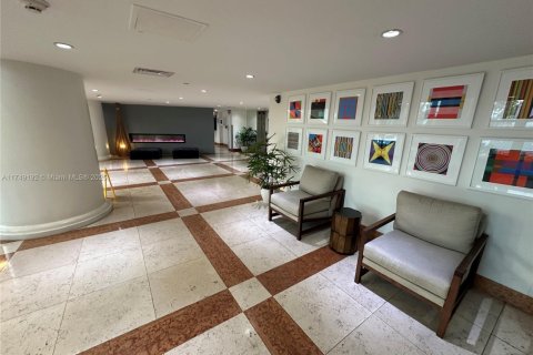 Condo in Bay Harbor Islands, Florida, 1 bedroom № 1985193 - photo 14