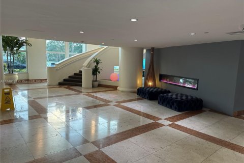 Condo in Bay Harbor Islands, Florida, 1 bedroom № 1985193 - photo 7