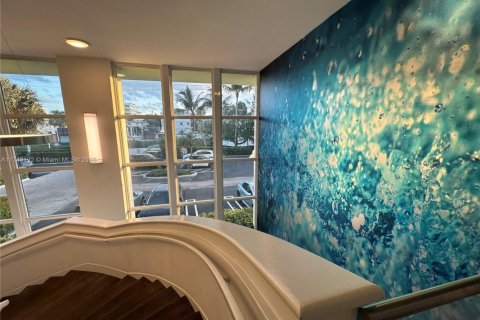 Condo in Bay Harbor Islands, Florida, 1 bedroom № 1985193 - photo 19