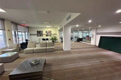 Condo in Bay Harbor Islands, Florida, 1 bedroom № 1985193 - photo 23