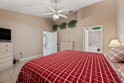 Villa ou maison à vendre à Tarpon Springs, Floride: 4 chambres, 191.94 m2 № 1537895 - photo 17