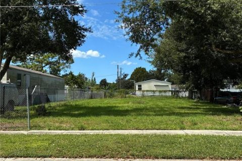 Terreno en venta en Orlando, Florida № 1912480 - foto 3