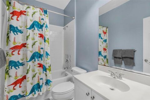 Townhouse in Miramar, Florida 3 bedrooms, 116.69 sq.m. № 1995547 - photo 28