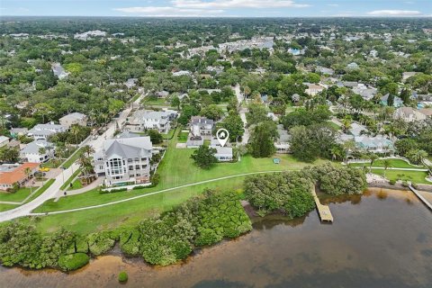 Villa ou maison à Palm Harbor, Floride 2 chambres, 150.97 m2 № 2114873