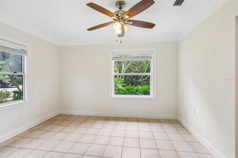 Villa ou maison à vendre à Palm Harbor, Floride: 2 chambres, 150.97 m2 № 2114873 - photo 23