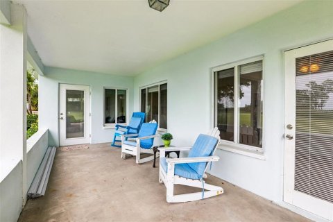 Villa ou maison à vendre à Palm Harbor, Floride: 2 chambres, 150.97 m2 № 2114873 - photo 27